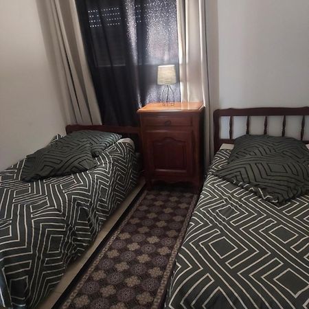 Appartement Meuble Avec Deux Chambres Moulins  Kültér fotó