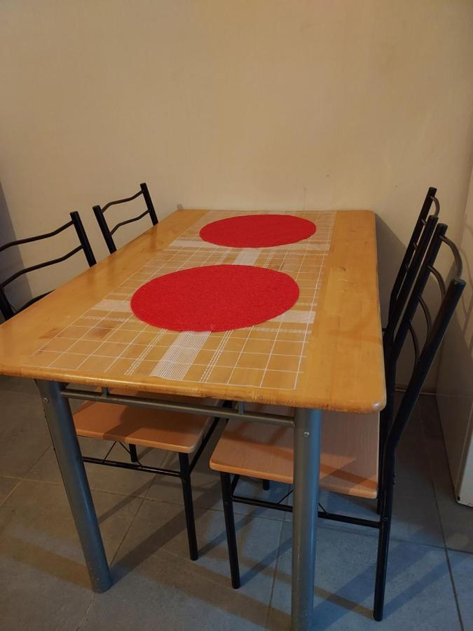 Appartement Meuble Avec Deux Chambres Moulins  Kültér fotó