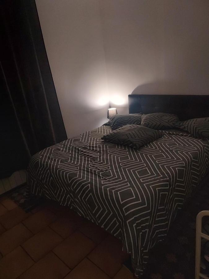 Appartement Meuble Avec Deux Chambres Moulins  Kültér fotó